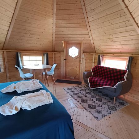 Les Cabanes Du Grand Nord Pradines  Esterno foto