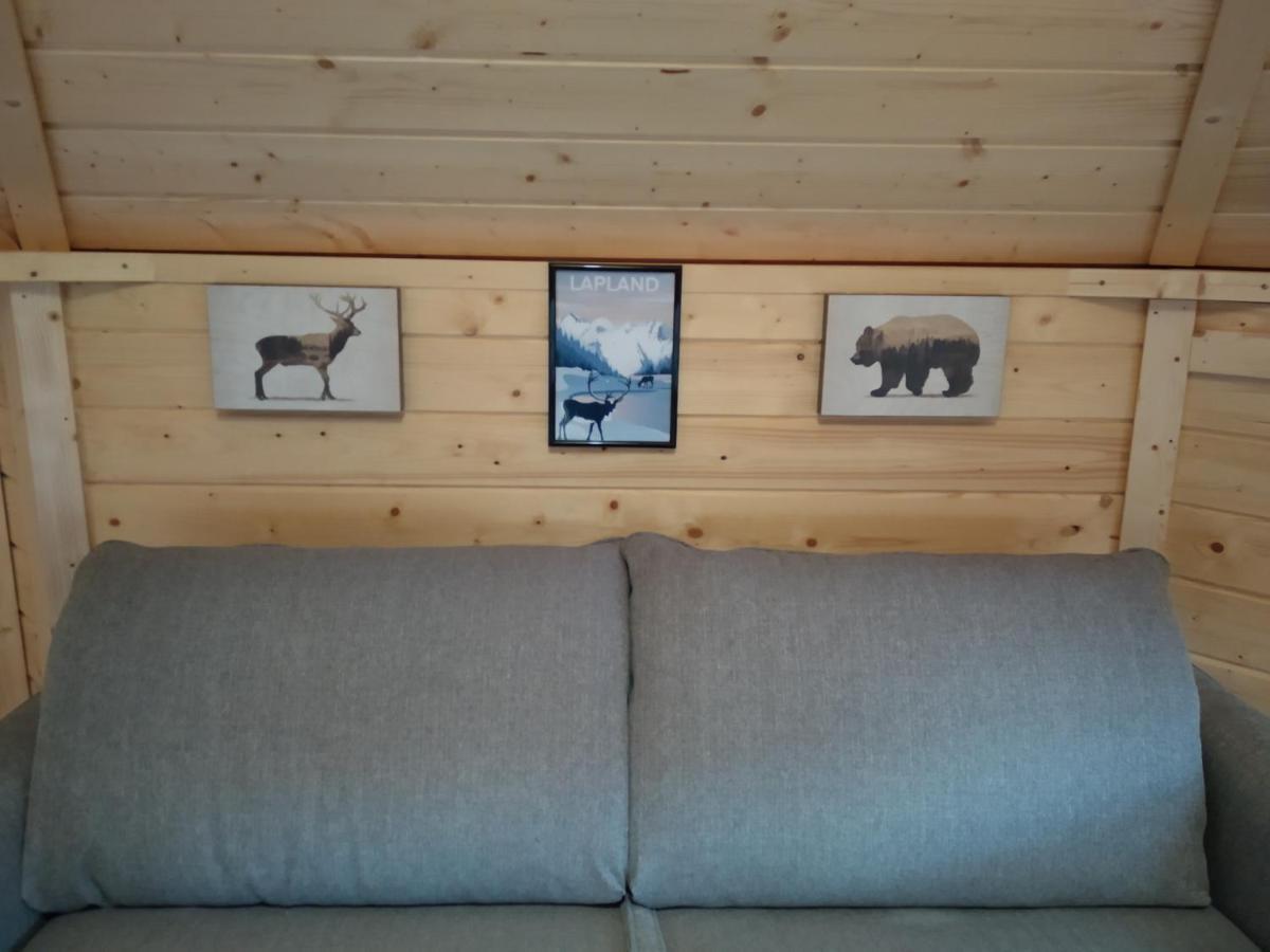 Les Cabanes Du Grand Nord Pradines  Esterno foto