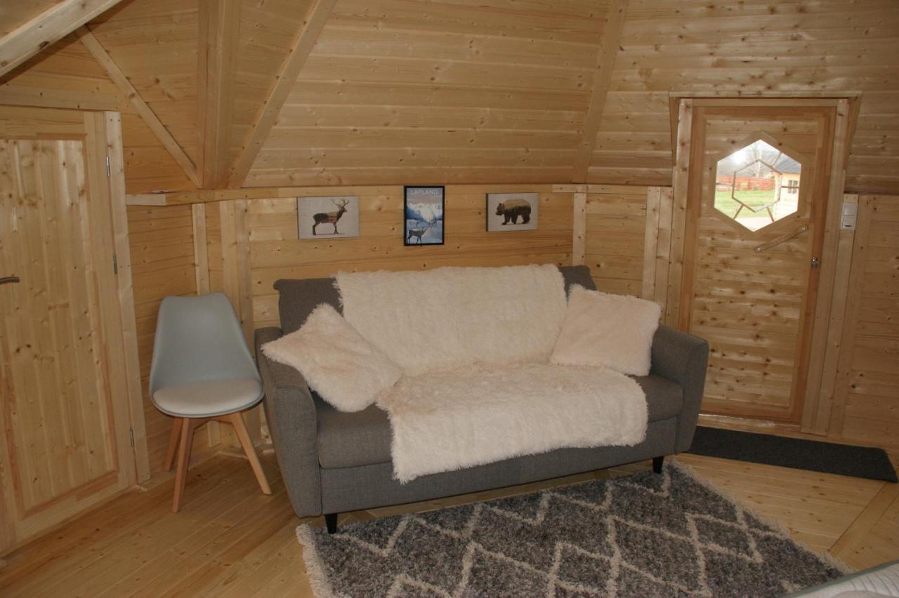 Les Cabanes Du Grand Nord Pradines  Esterno foto