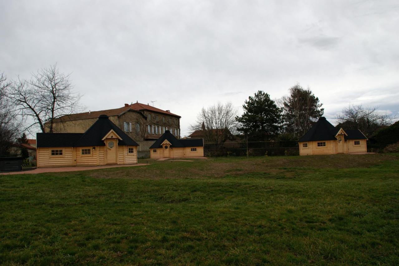 Les Cabanes Du Grand Nord Pradines  Esterno foto
