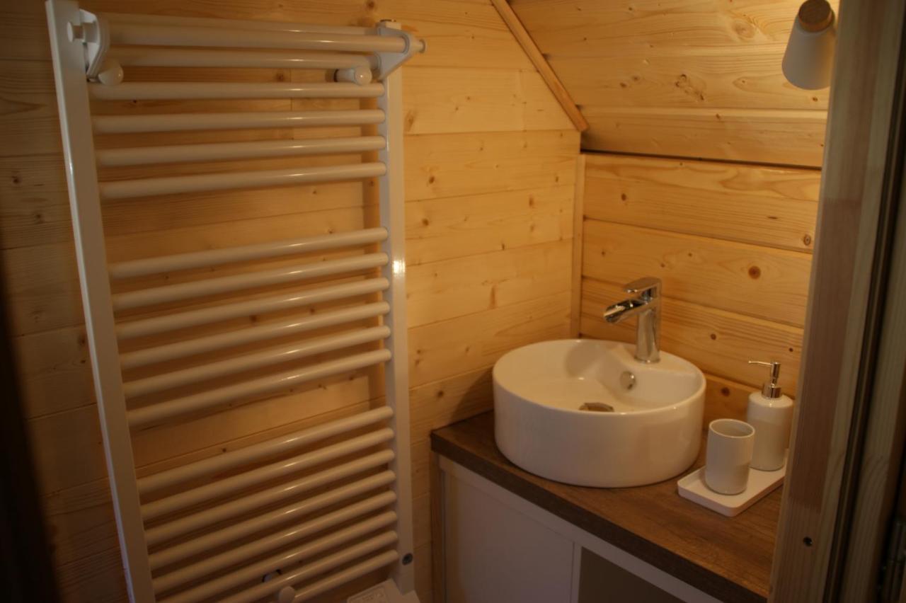 Les Cabanes Du Grand Nord Pradines  Esterno foto